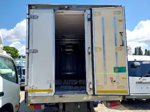 Hino Dutro Freezer 5tonnes