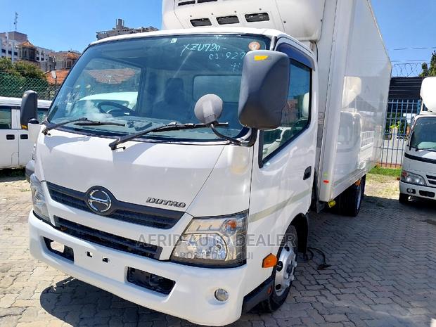 Hino Dutro Freezer 5tonnes - main view