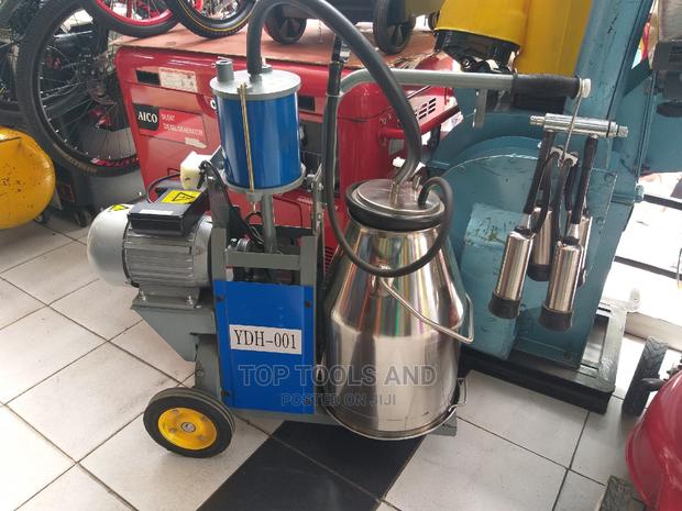 Milano Single Phase Single Automatic Milking Machine - thumbnail 2