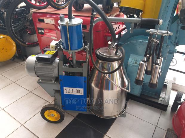 Milano Single Phase Single Automatic Milking Machine - thumbnail 3