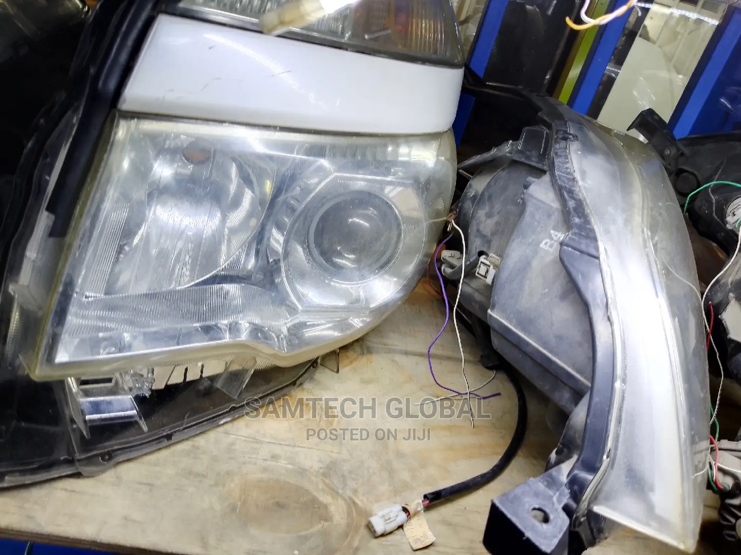 Voxy Quality Headlights 