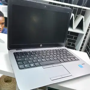 Laptop HP EliteBook 820 G1 8GB Intel Core I5 HDD 500GB