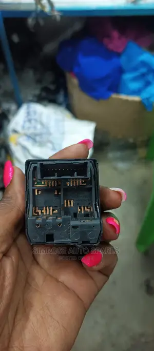 Prado 150 Retract Switch.