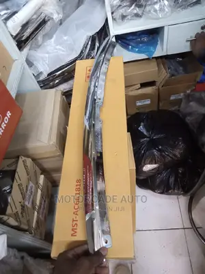 Premio 260 Bonnet Chrome