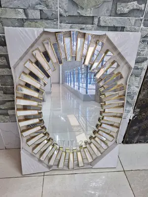 Oval Sunburst Wall Decor Mirror