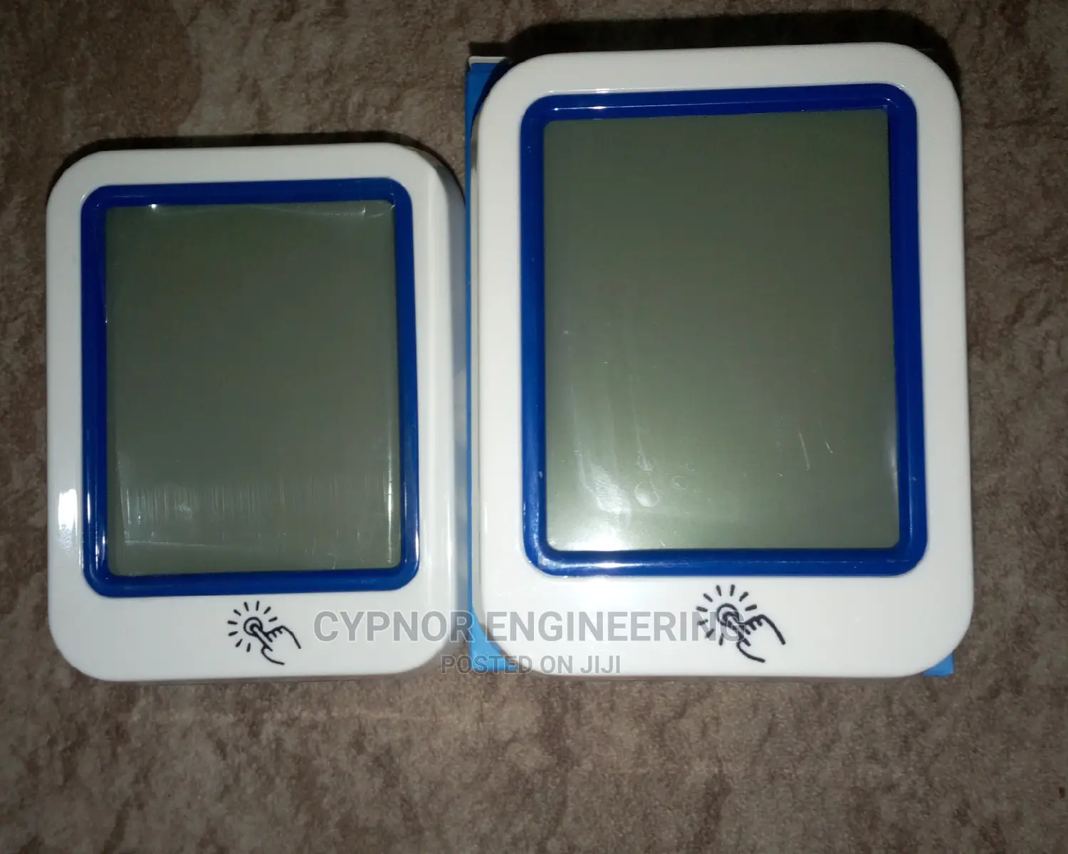 Digital Room Temperature Monitor