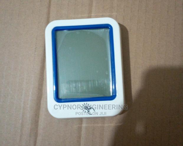 High Efficiency Thermometer