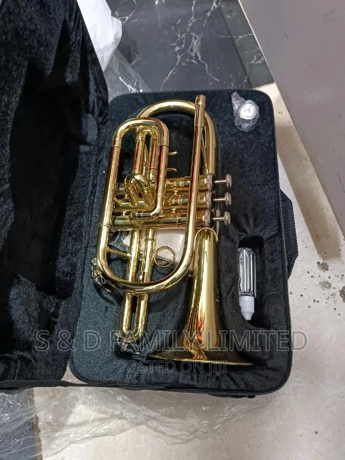 Gold Cornet