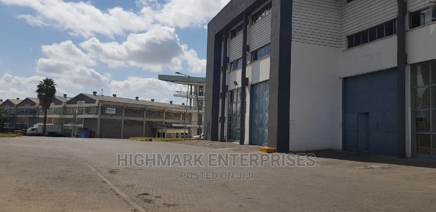 25000 Sq Feet Godown/Warehouse to Let