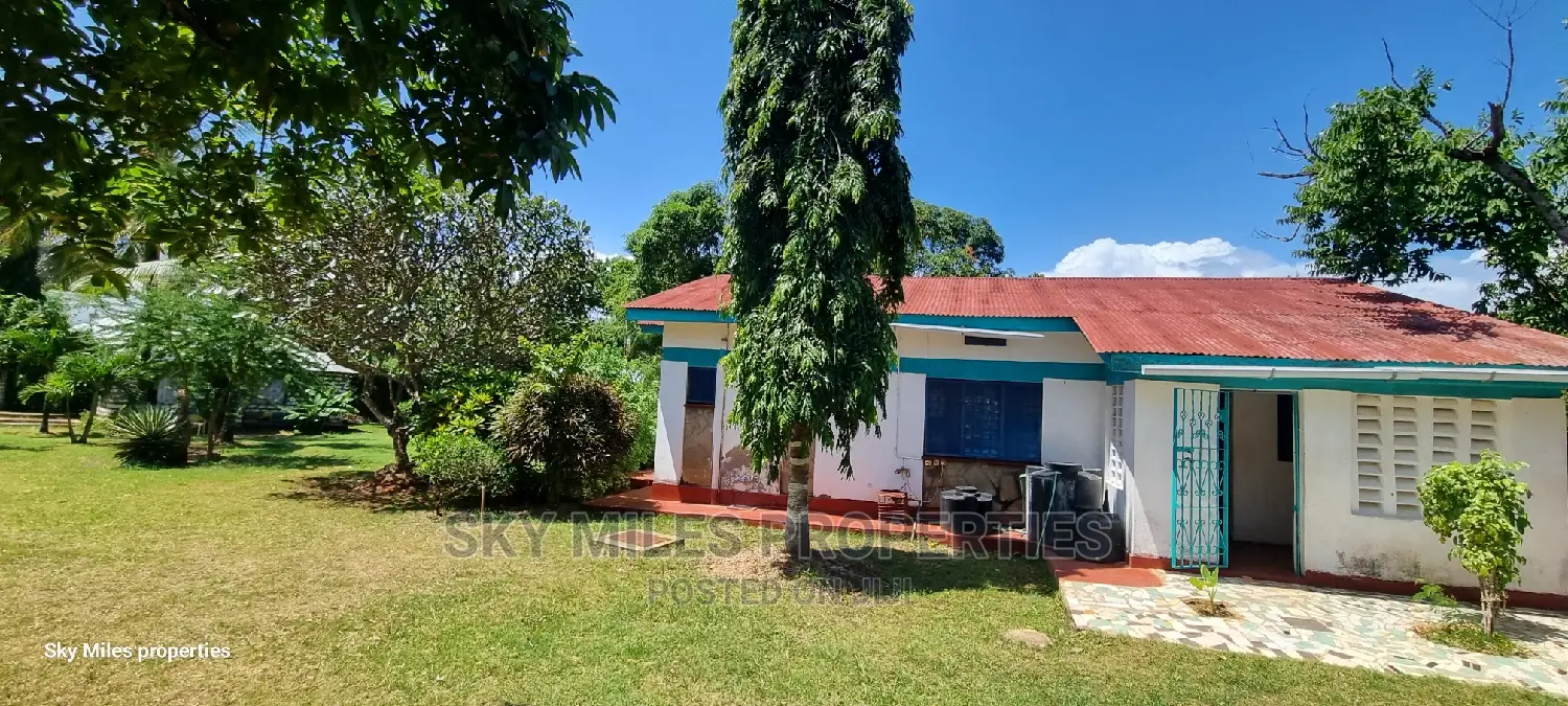 4bdrm Bungalow in North Coast Hotel, Kikambala for sale
