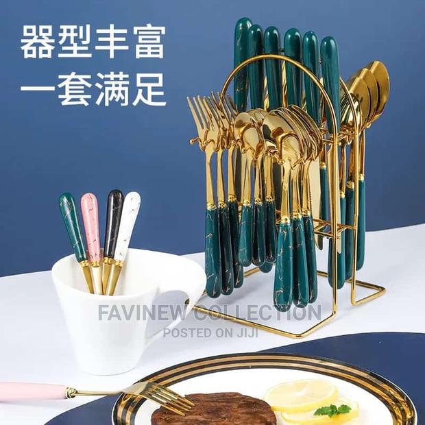 24 Pc's High-Quality Cutlery Set - thumbnail 5