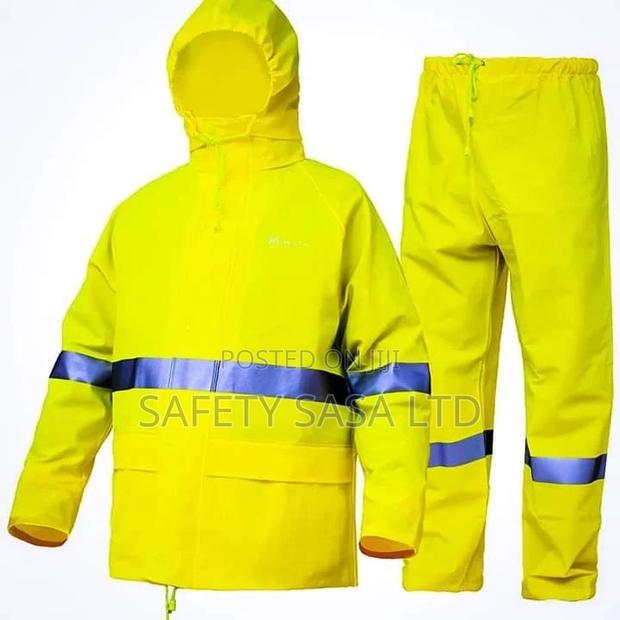Heavy Duty Rain Gear - thumbnail 6