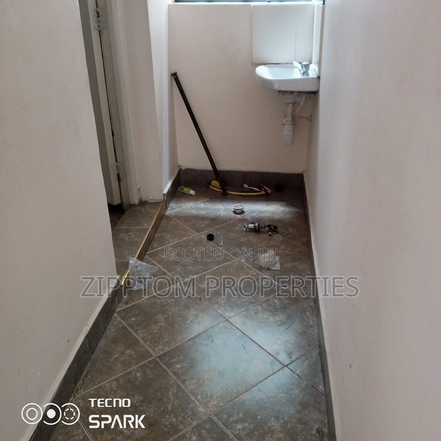 1bdrm Apartment in South C for rent