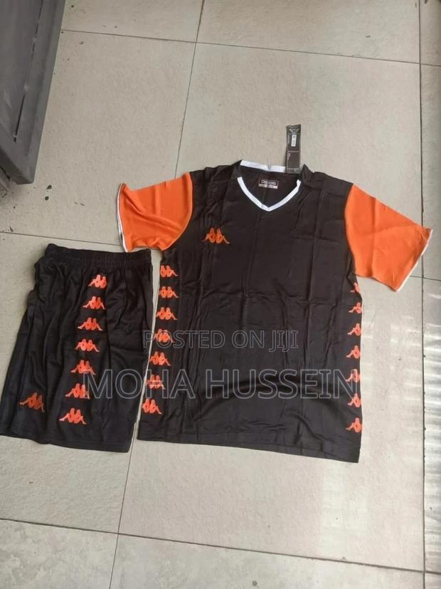 Football Kit Uniforms - thumbnail 3