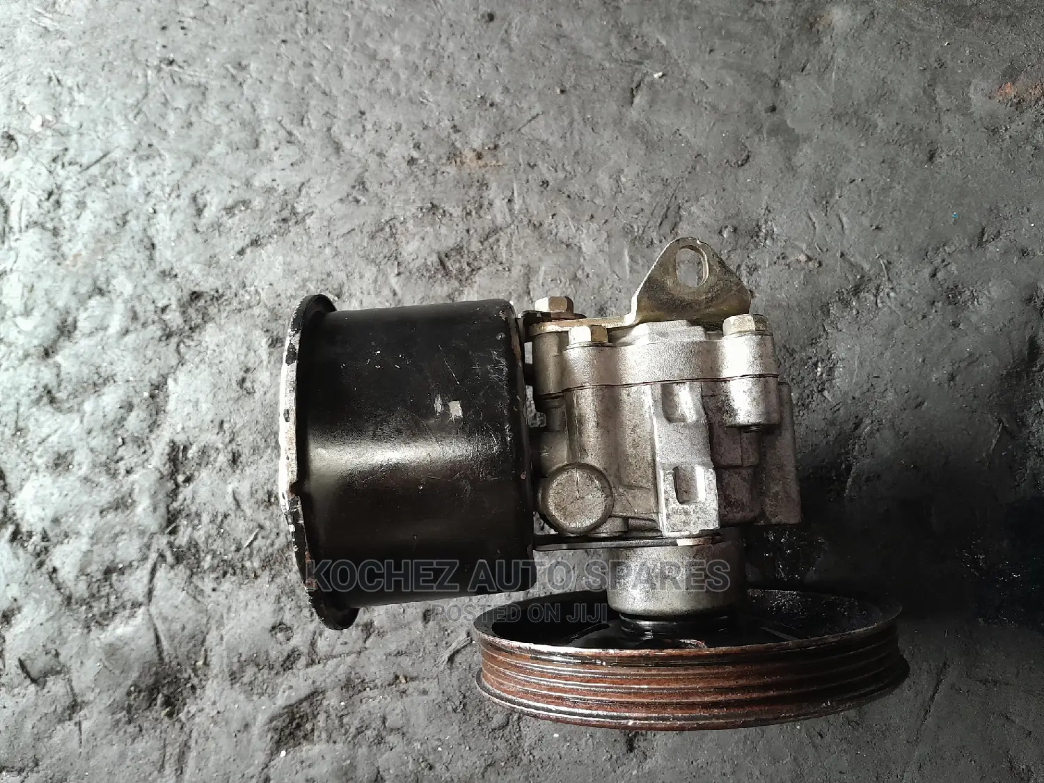 Power Steering Pump for Nissan Caravan E25 KA24 (Petrol)