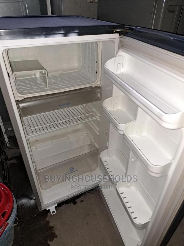 LG 170L Fridge - thumbnail 2