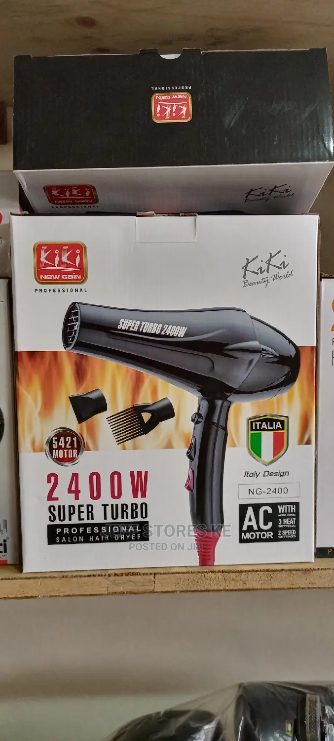 Kiki Hand Blow Dry