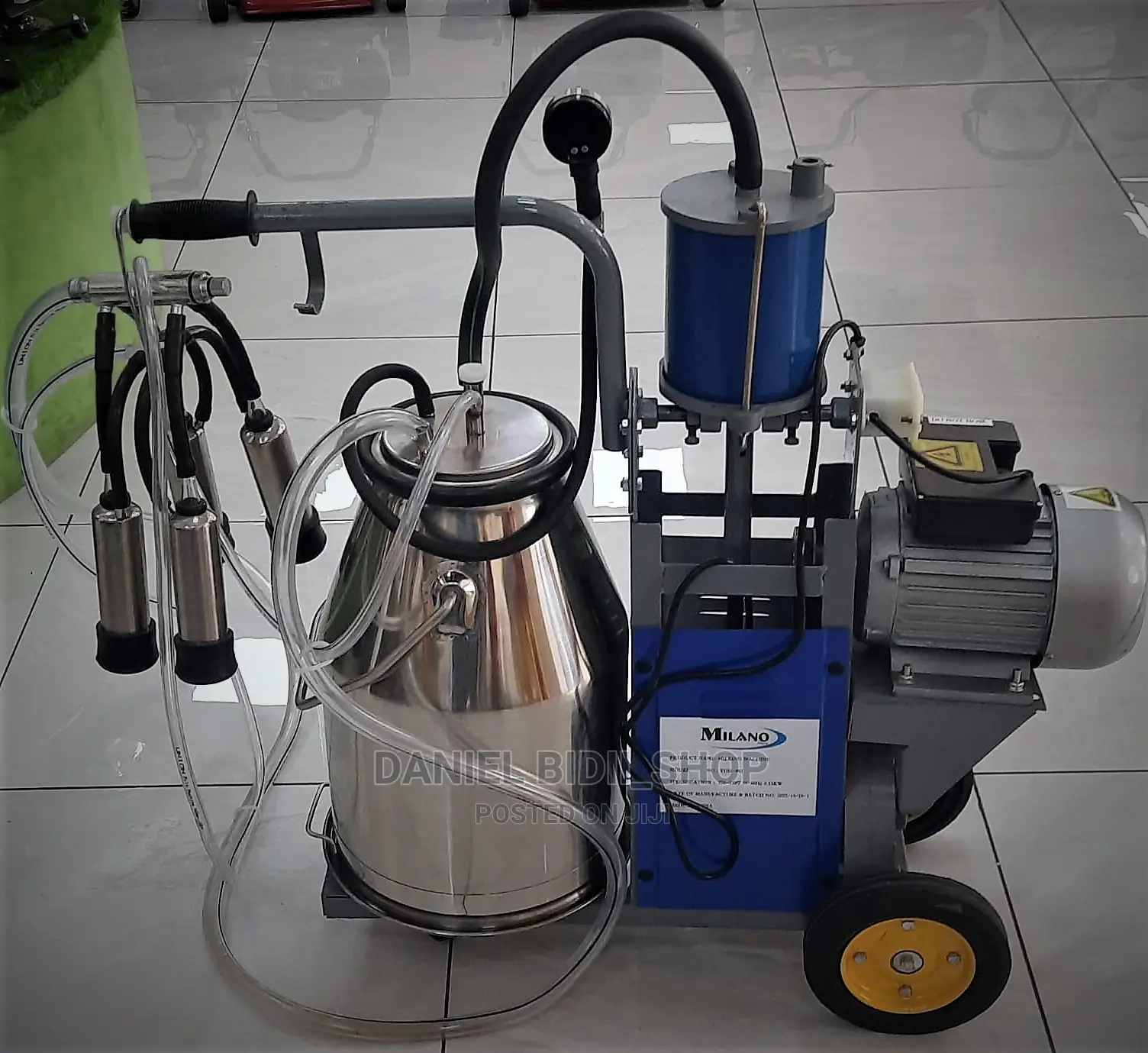 Complete Portable Milking Machine Single Barrel