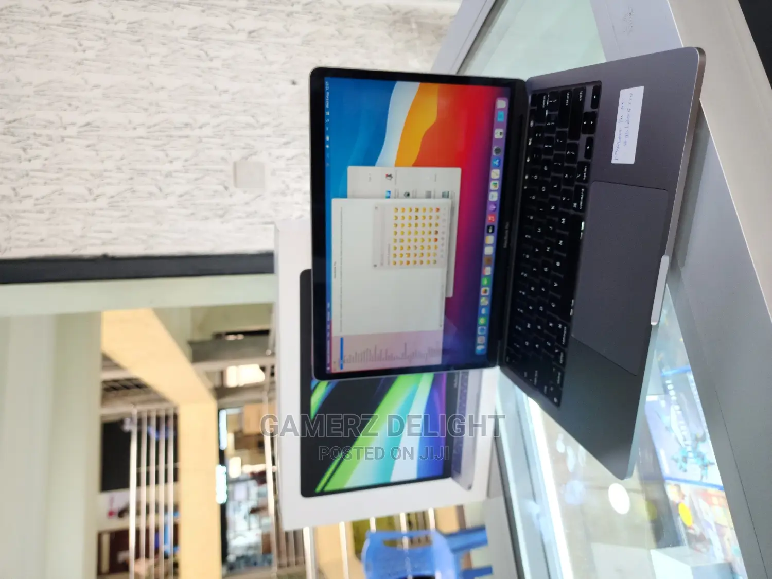 Laptop Apple MacBook Pro 2021 M1 8GB Apple M1 SSD 256GB