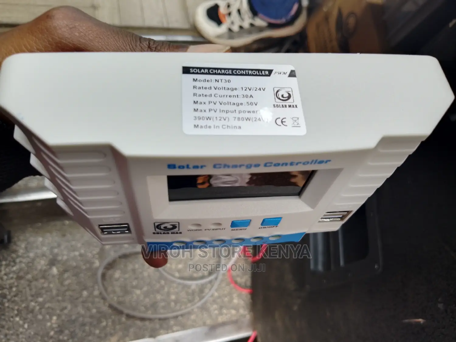 Solarmax Solar Charge Controller 30A 12v/24v