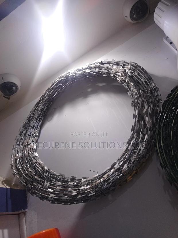 Silver Razor Wire Double Galvanized - thumbnail 3