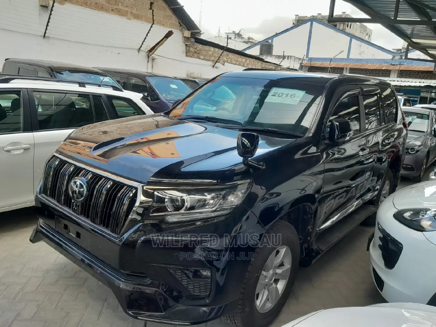 Toyota Land Cruiser Prado 2016 Black