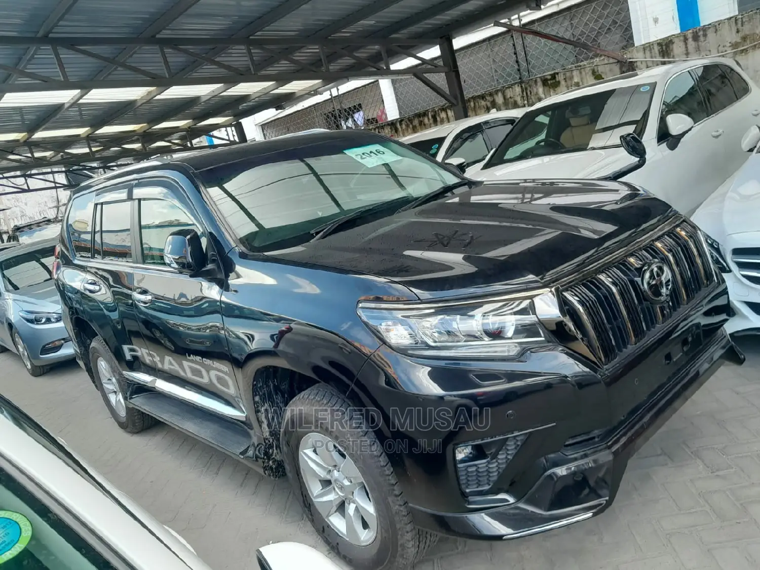 Toyota Land Cruiser Prado 2016 Black