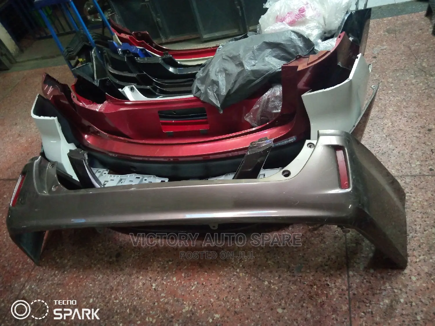 Noah 2015/2016 Rear Bumper Zr80