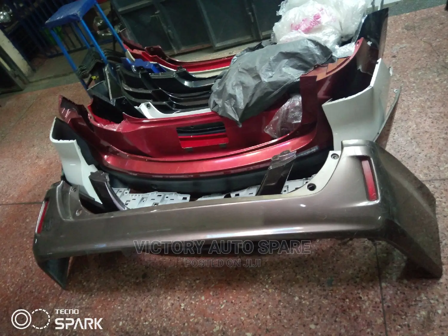 Noah 2015/2016 Rear Bumper Zr80