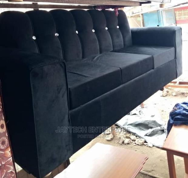 New 3 Seater Sofa - thumbnail 2