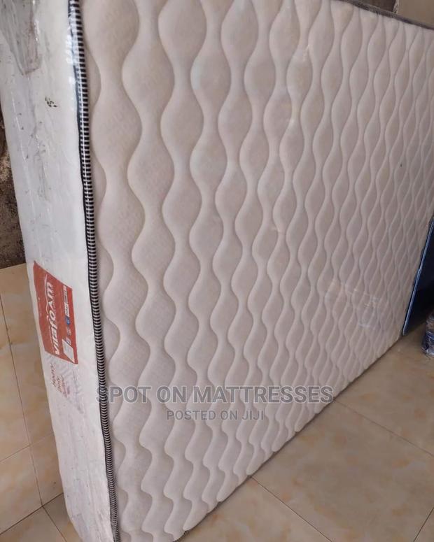 5*6 Vitafoam 10" HD Mattresses