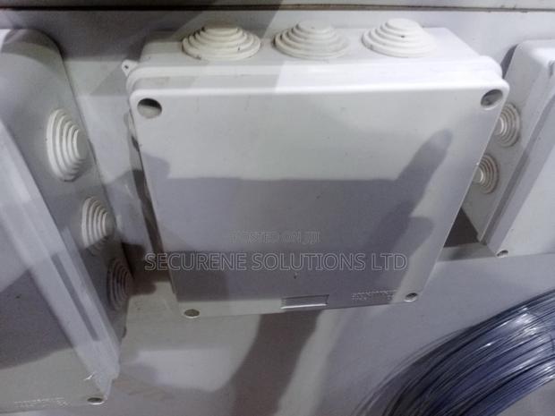 Electrical Adaptor Box – 200mm X 155mm X 80mm - thumbnail 2