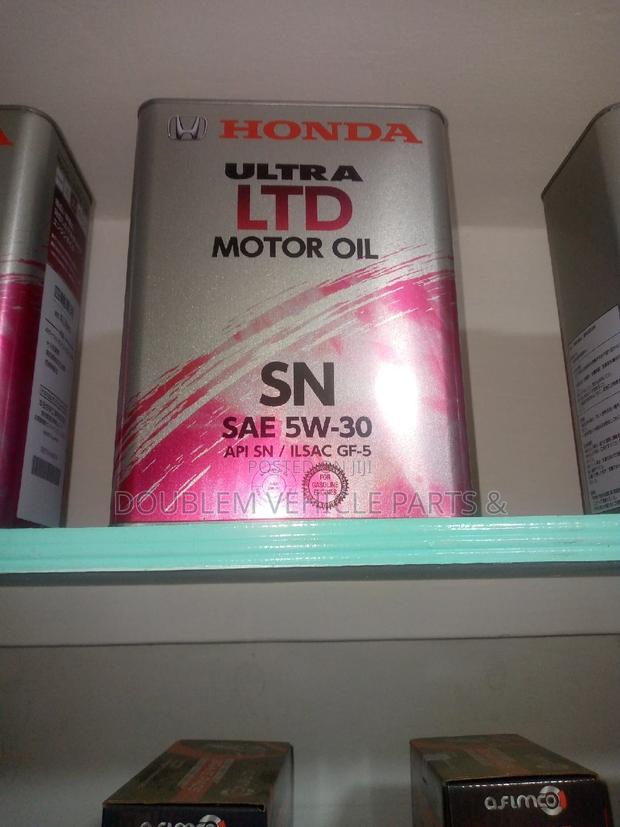CVT Ultra Honda Motor Oil and Other Assorted Vehicles