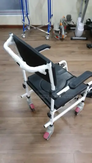 Heavy Duty Toilet Commode Wheelchair/ Shower Chair