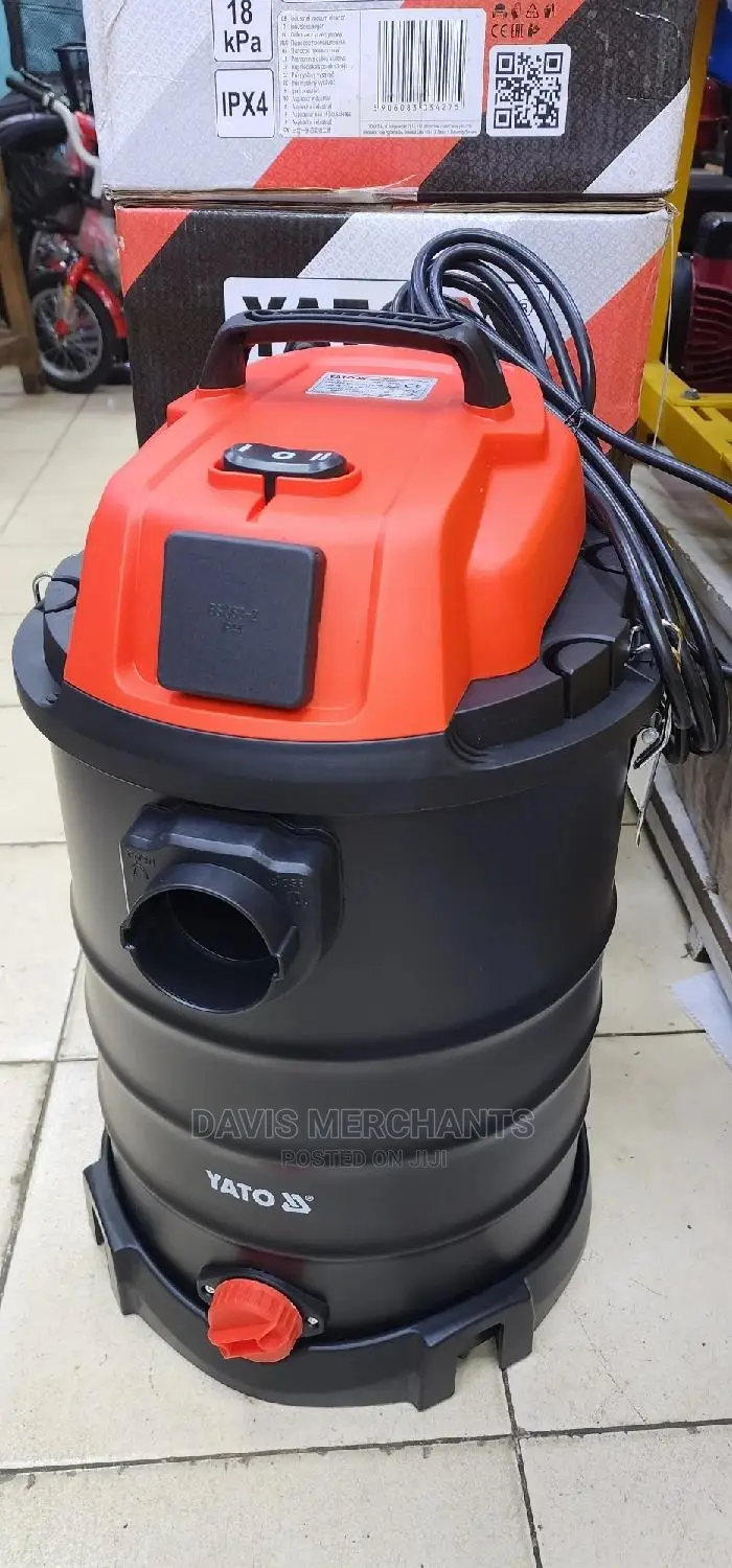 30 Litres Vacuum Cleaner Machine