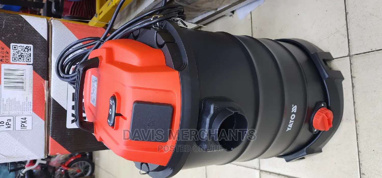 30 Litres Vacuum Cleaner Machine