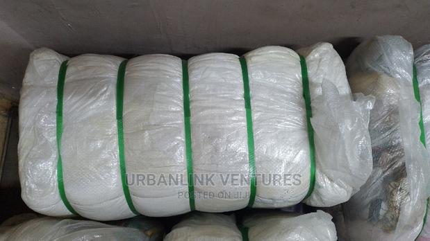 White Bedsheets Mtumba Bale - thumbnail 4