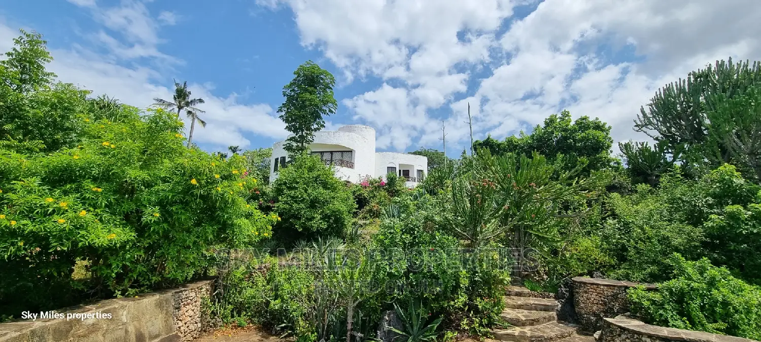 4bdrm Villa in Serena, Shanzu for sale