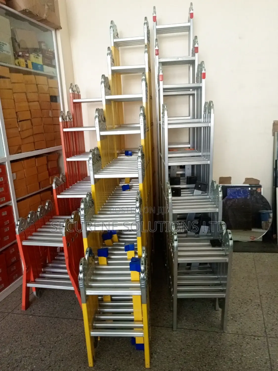Multi Purpose Ladders Aluminium, Fibre Glass Iron