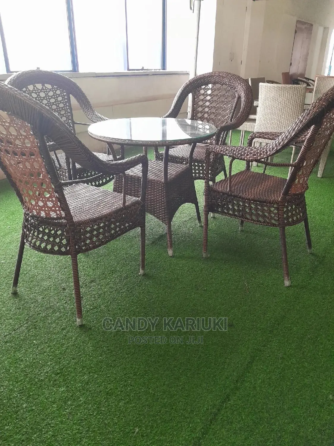 Outdoor Set With Spacious Seats