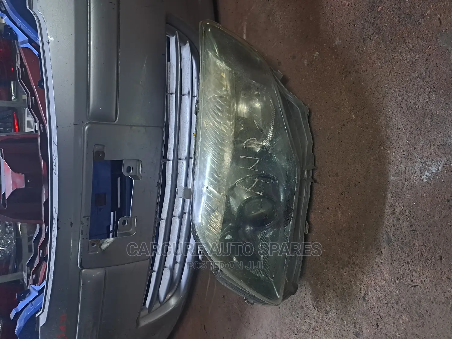 Axio Fielder 2007-2010 Headlight Xenon, Black Shade