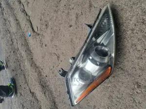 Nissan Murano Headlight Xenon