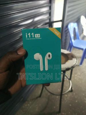 I11 Earbuds New - thumbnail 2