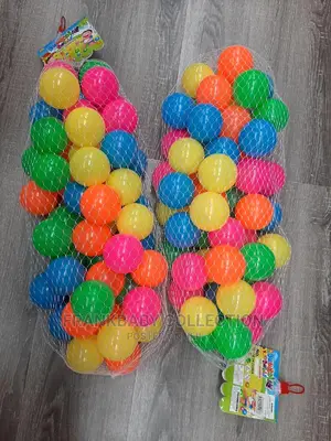 Kids Play Balls/Pits Balls