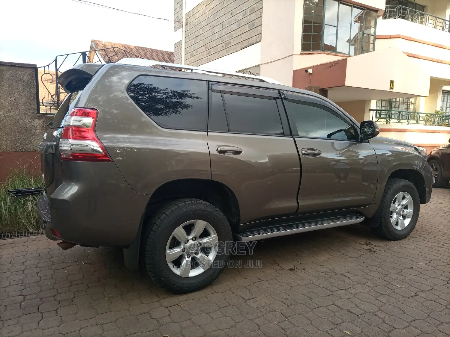 Presidential Llumar Car Tint