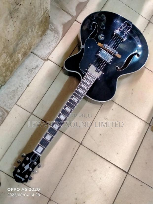 Ibanezz Electric Jazz - main view