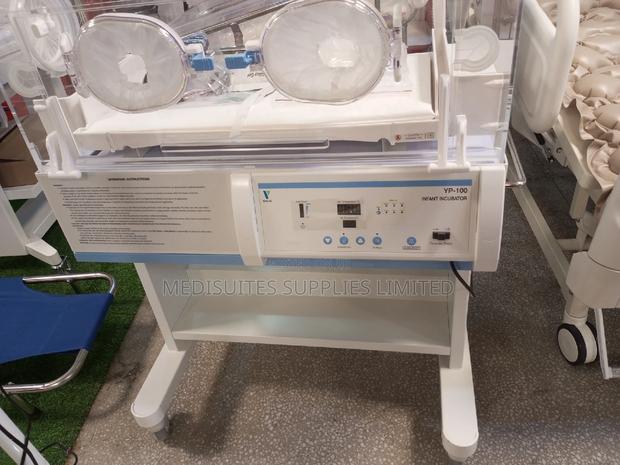 Infant Icubator - thumbnail 4