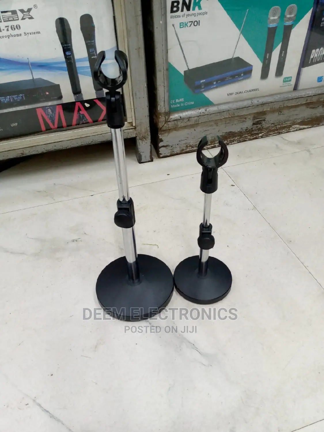Desk/Table Microphone Stand ( Silver)
