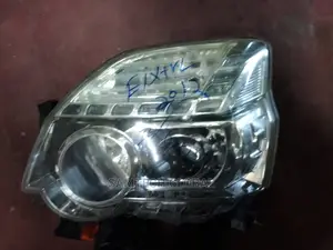 Xenon Extrail Headlight 