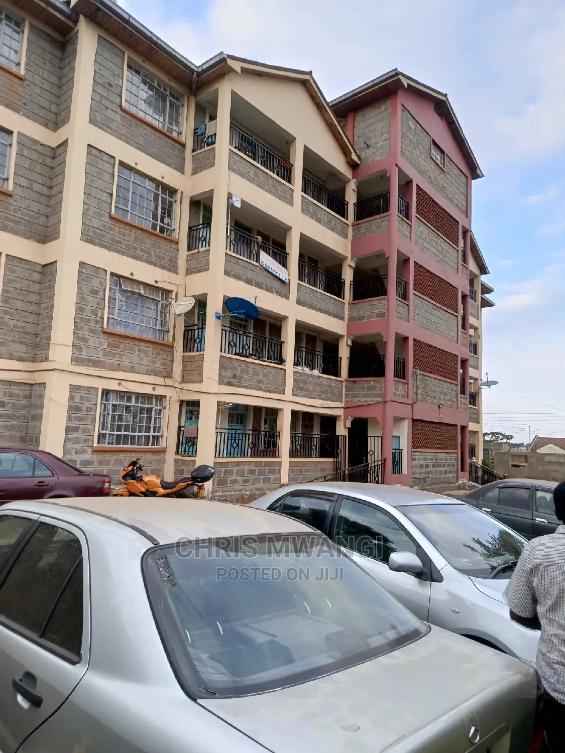 2bdrm Block of Flats in Uthiru Estate for sale